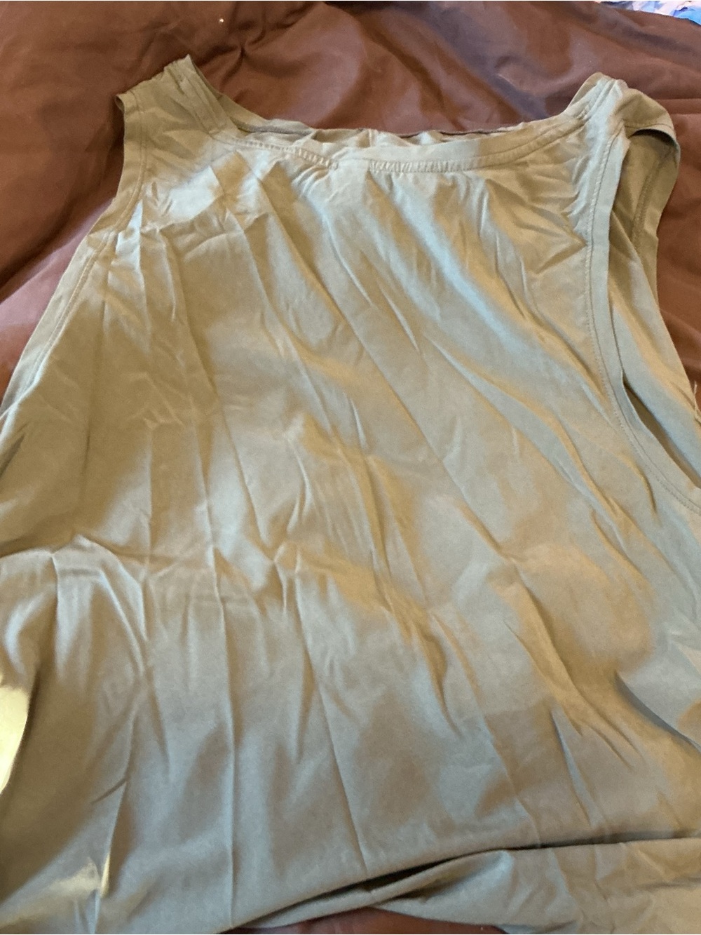 Old Navy Olive Scoop Neck Tank Top - Picture 3 of 3